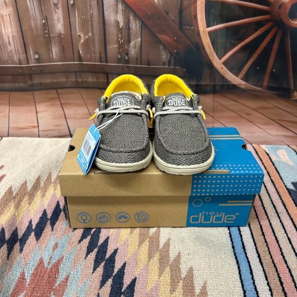 Youth Hey Dude Wally Sox Safari - Picture 2 of 5